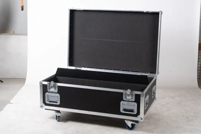 Truhencase TR2F15