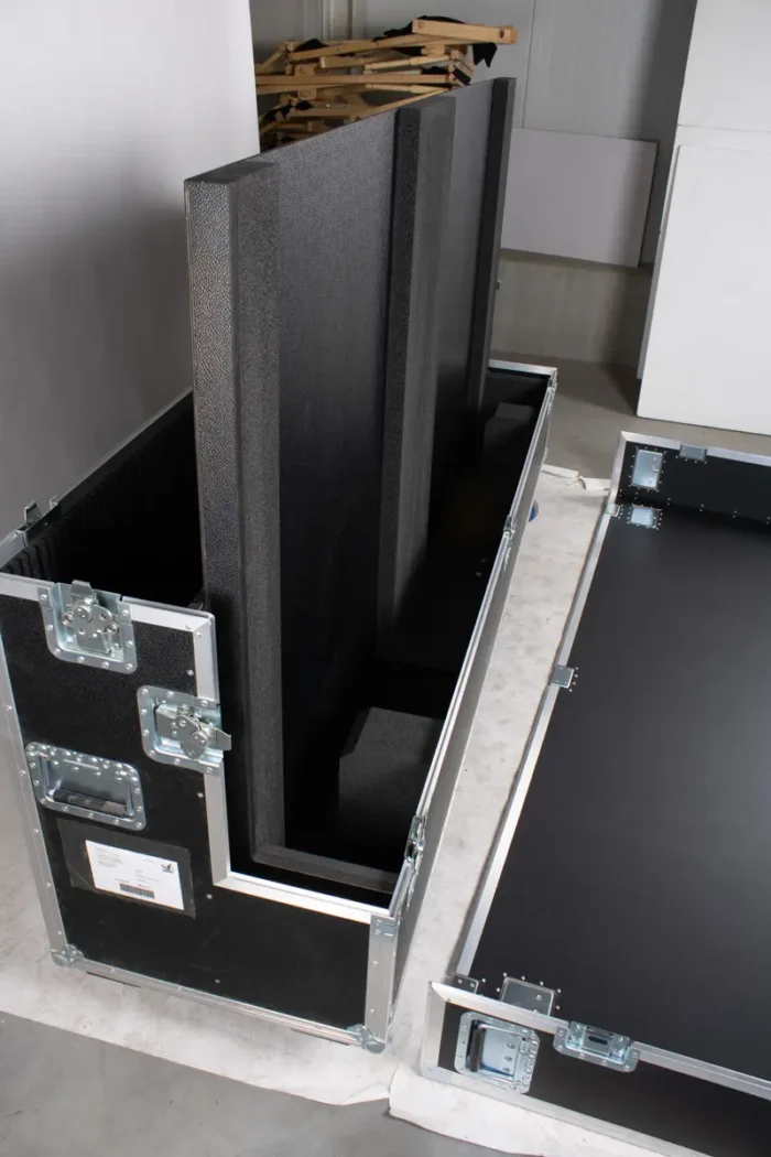 NEC 984Q Flightcase – Bild 3